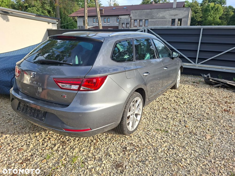 Seat Leon Sportstourer 2.0 TDI FR S&S DSG EU6 - 1