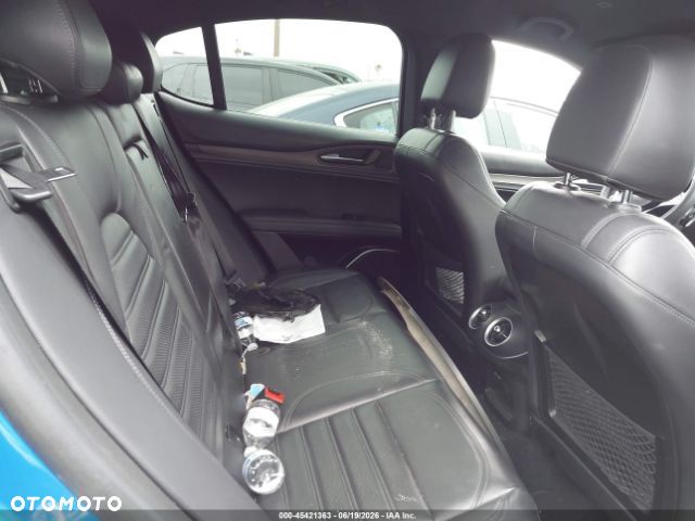 Alfa Romeo Stelvio 2.0 Turbo 16V AT8-Q4 Veloce Ti - 7