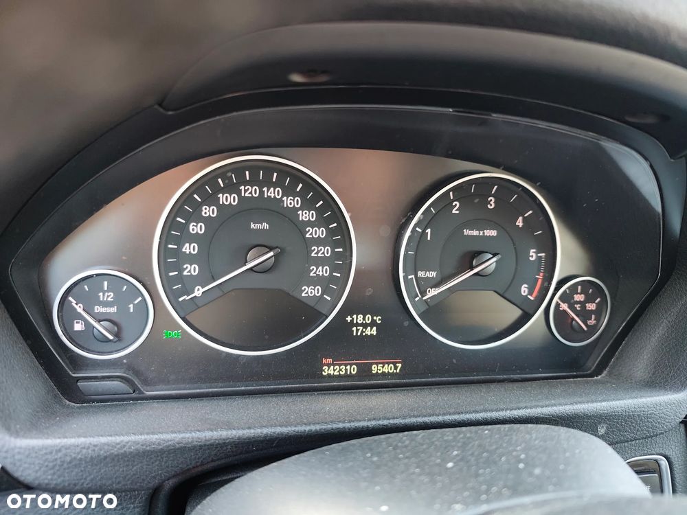 BMW Seria 3 320d - 8