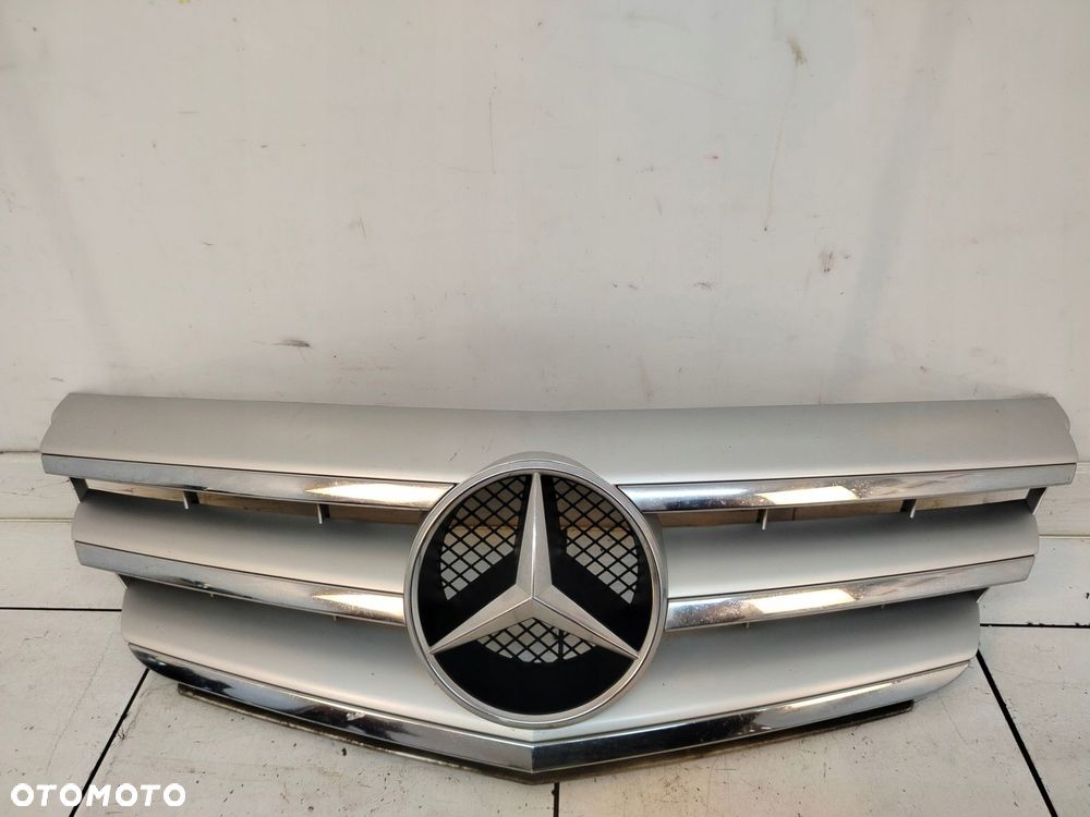mercedes w245 lift 08r- grill atrapa chłodnicy - 1
