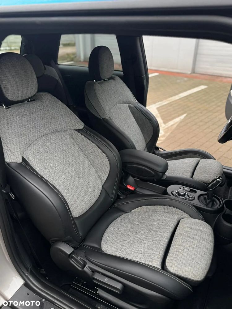 MINI Cooper S Sidewalk Trim - 9