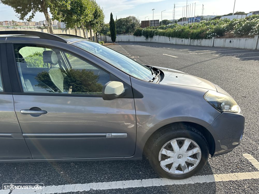 Renault Clio Sport Tourer - 9