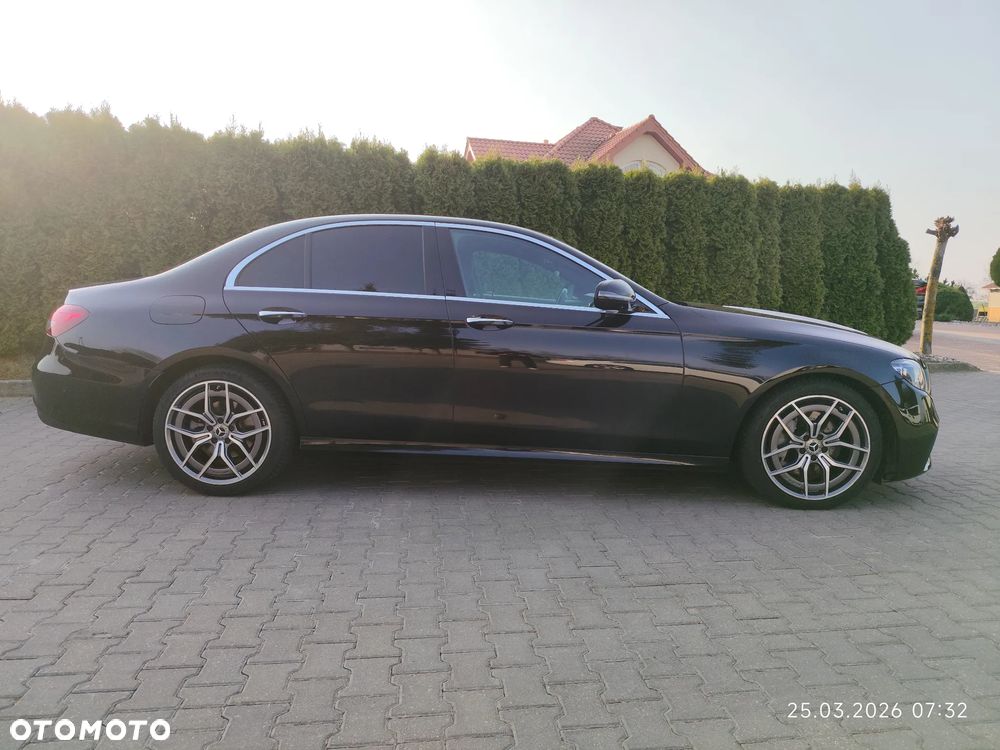 Mercedes-Benz Klasa E 220 d 4-Matic AMG - 5