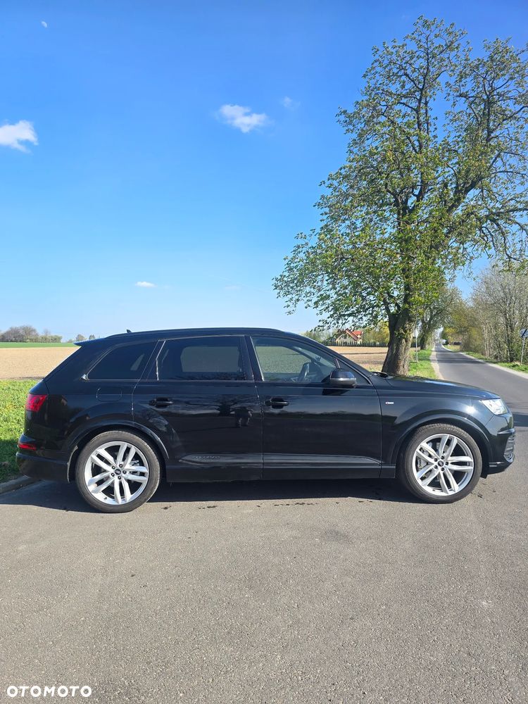 Audi Q7 - 6