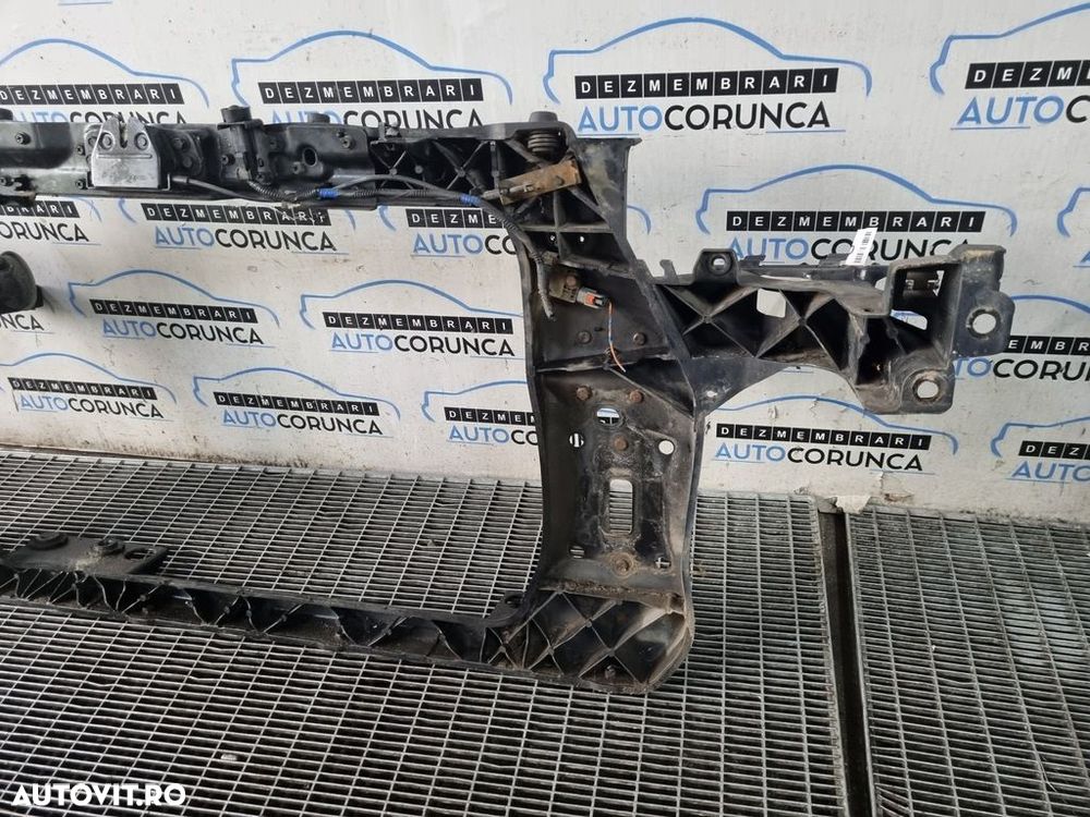 Trager Hyundai IX35 2.0 CRDI 2010 - 2019 1995CC Manuala (1350) Diesel - 3