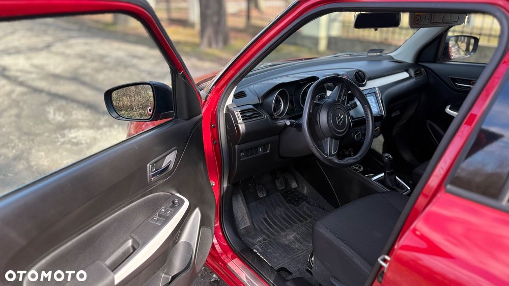 Suzuki Swift 1.2 Premium Plus - 14
