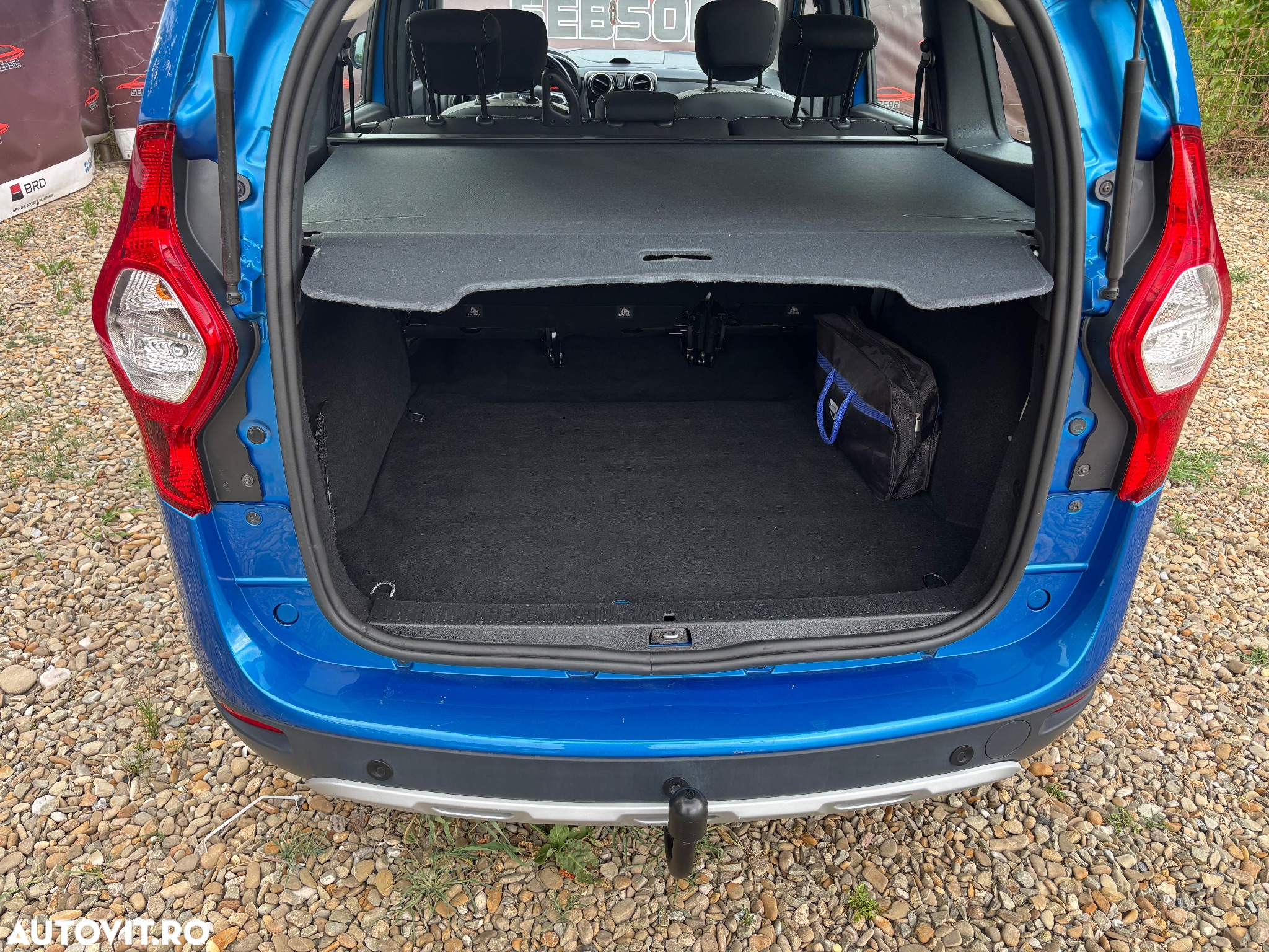 Dacia Lodgy 1.5 dCi Stepway - 17