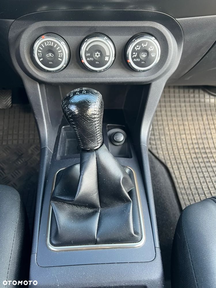 Mitsubishi Lancer 1.6 Invite - 20