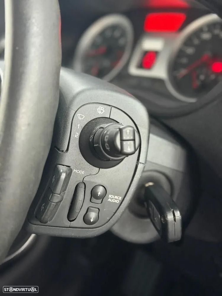Renault Clio 1.2 16V Dynamique - 22