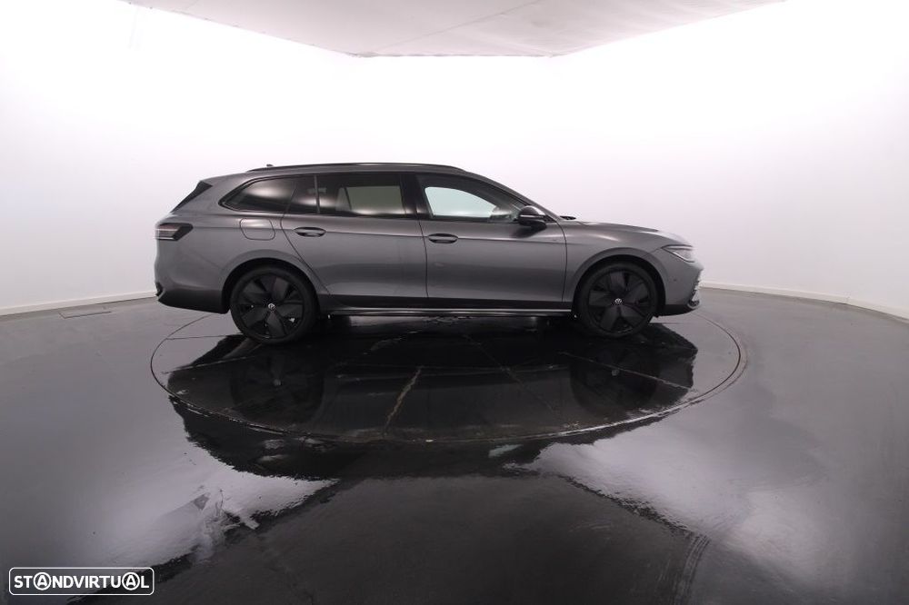 VW Passat Variant 1.5 TSI eHybrid R-Line DSG - 10