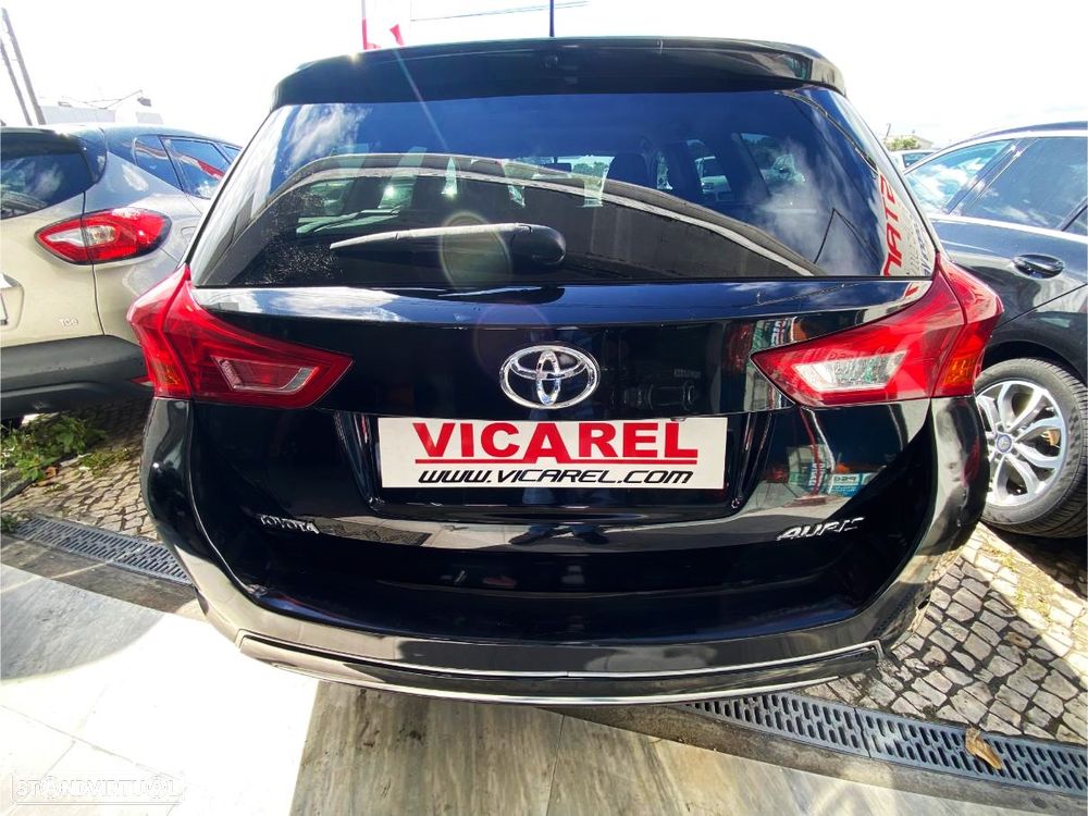 Toyota Auris Touring Sports 1.4 D-4D Com+P.Sport - 5