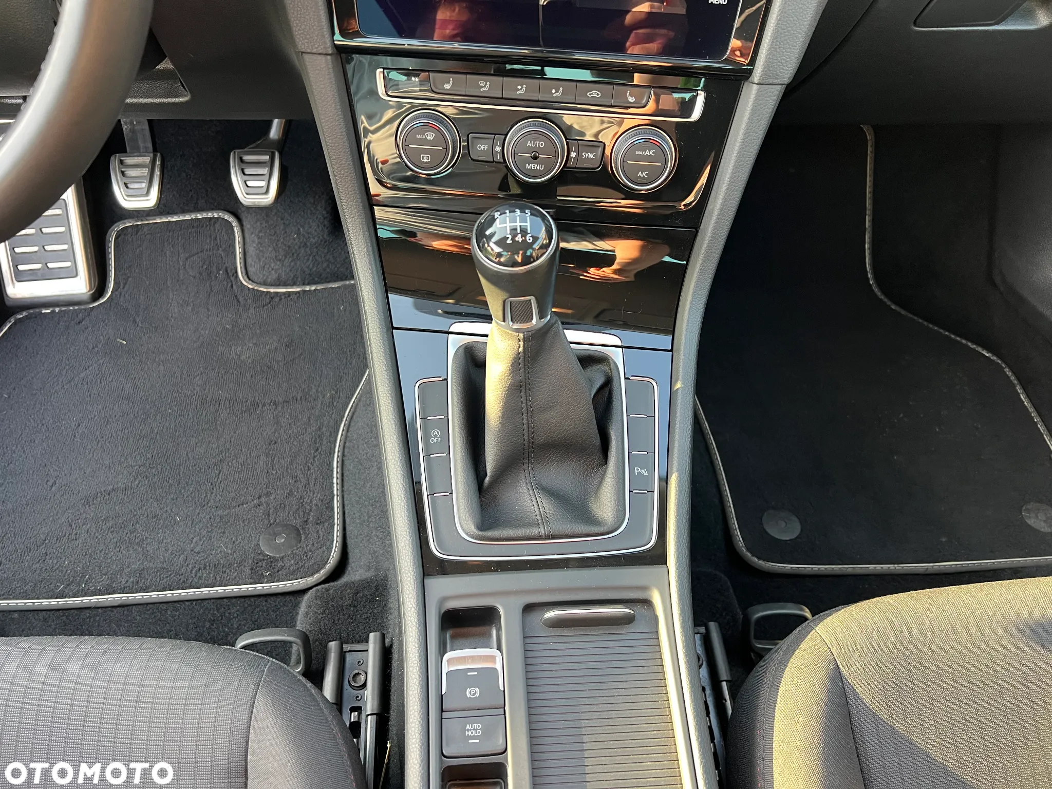 Volkswagen Golf VII 1.4 TSI BMT Highline - 28