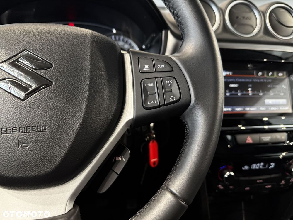 Suzuki Vitara - 22