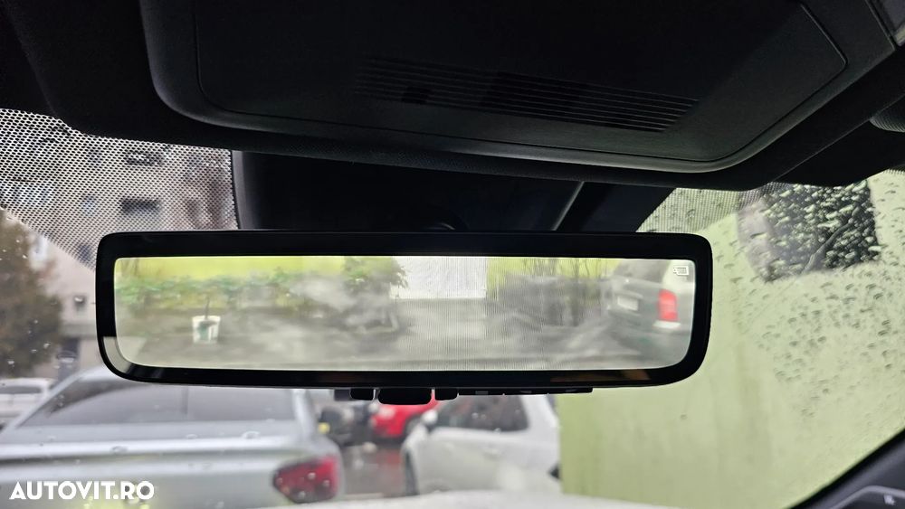 Toyota RAV4 2.5 PHEV VVT-iE 4x4 Style Bi-Tone - 21