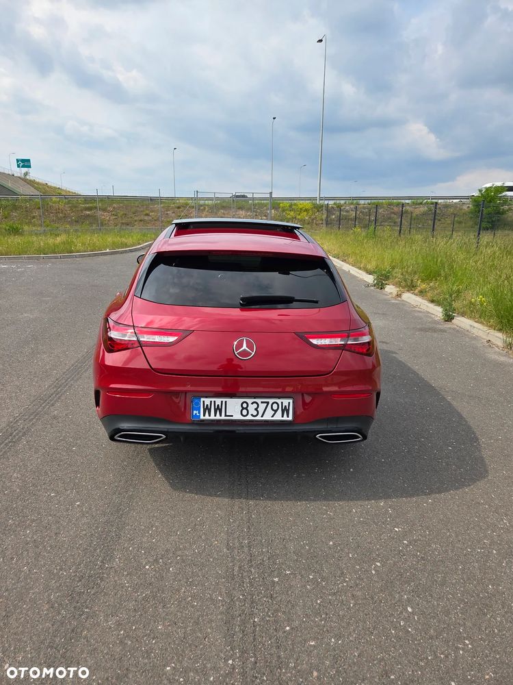 Mercedes-Benz CLA 250 e 8G-DCT AMG Line - 5
