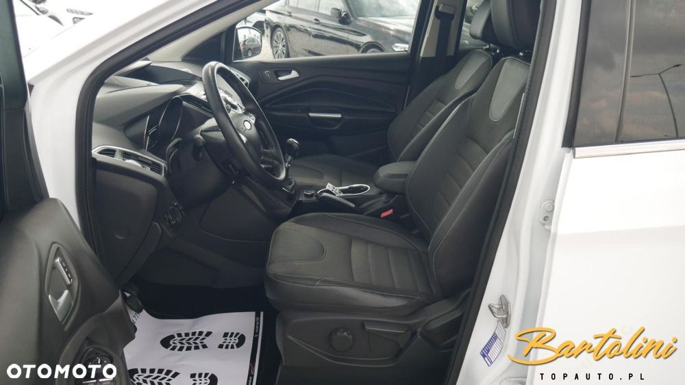 Ford Kuga - 17