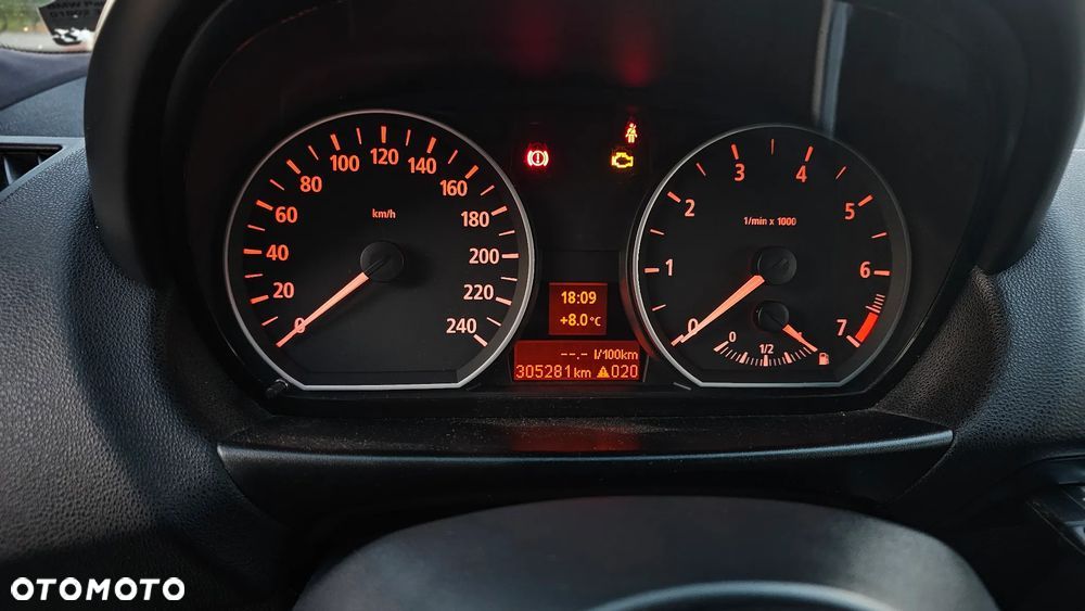 BMW Seria 1 118i - 15