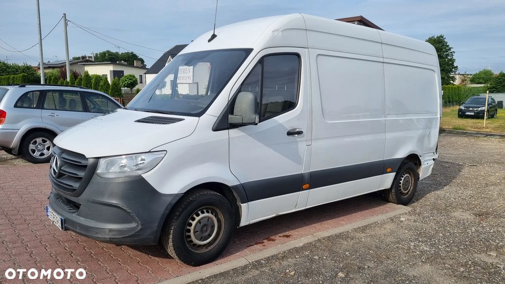 Mercedes-Benz Sprinter - 5