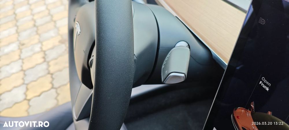 Tesla Model 3 Standard Reichweite Plus Hinterradantrieb - 14