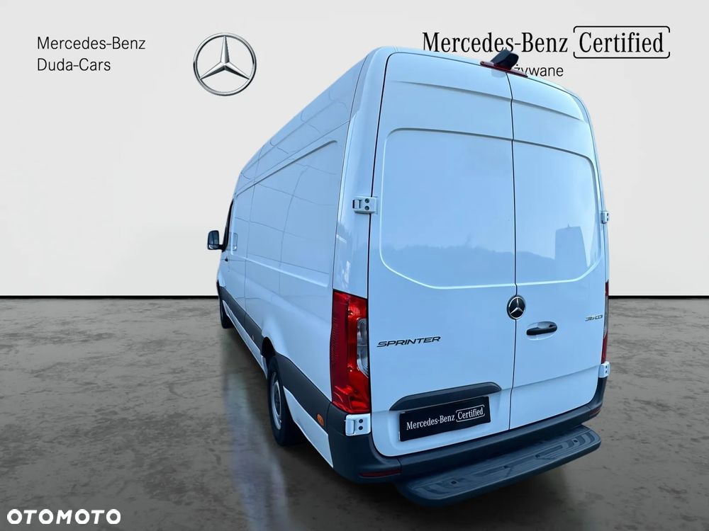 Mercedes-Benz Sprinter - 4