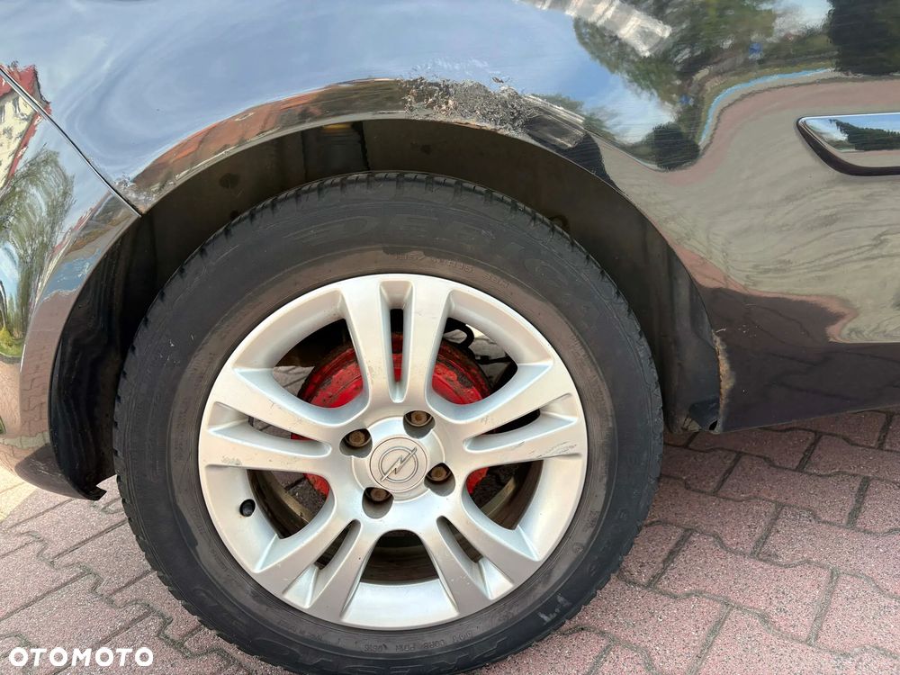 Opel Corsa 1.2 16V - 11