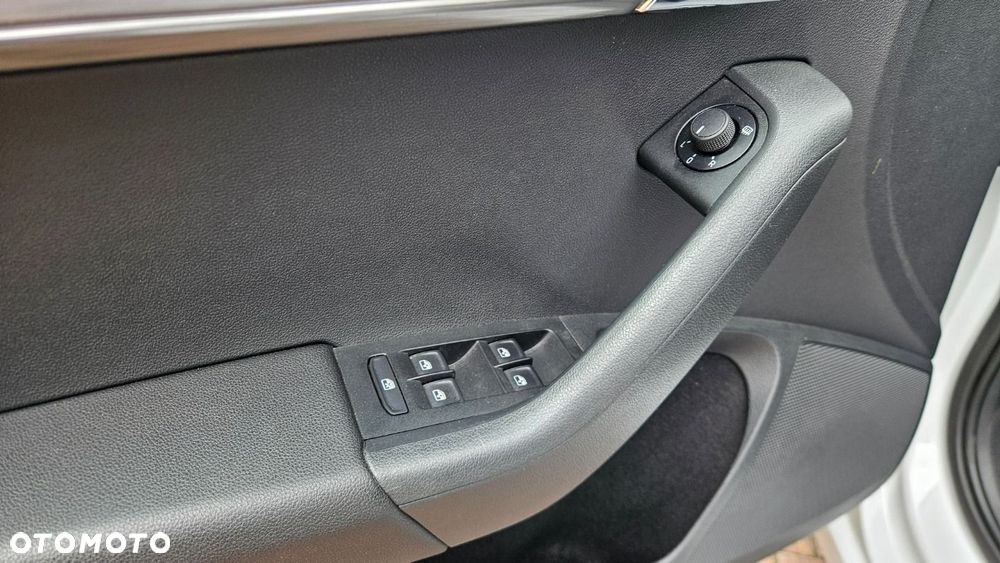 Skoda Octavia 2.0 TDI Sport Edition - 21