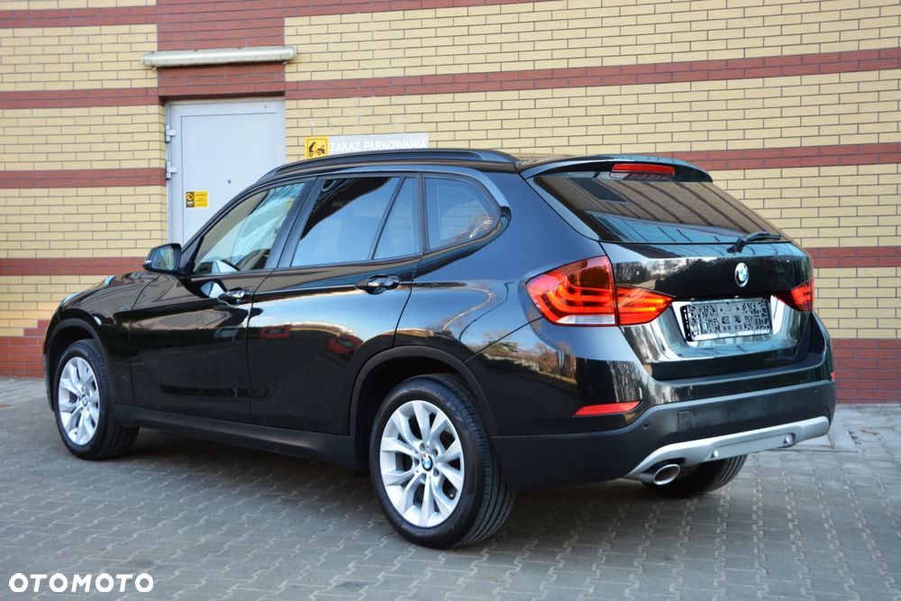 BMW X1 sDrive18d xLine - 20