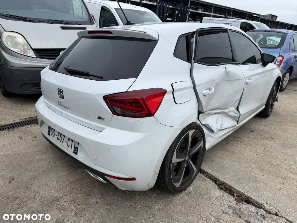 Seat Ibiza 1.0 TSI S&S DSG FR Black Edition - 6