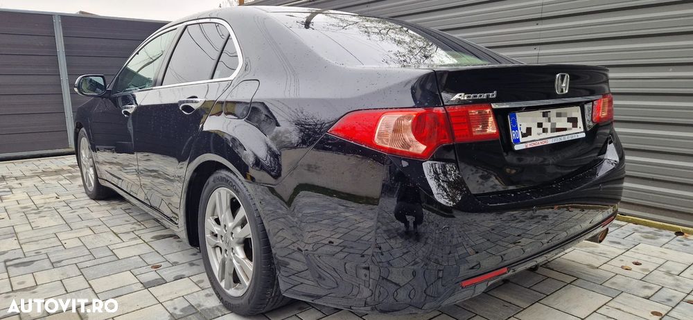 Honda Accord 2.0i Automatic Executive - 3