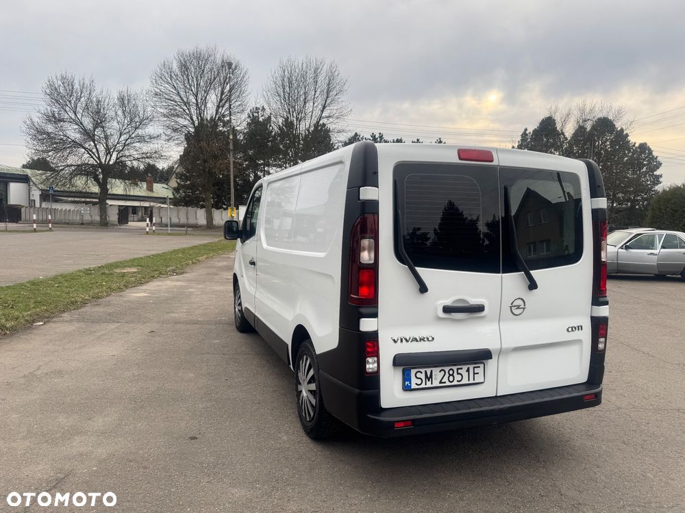 Opel Vivaro - 12