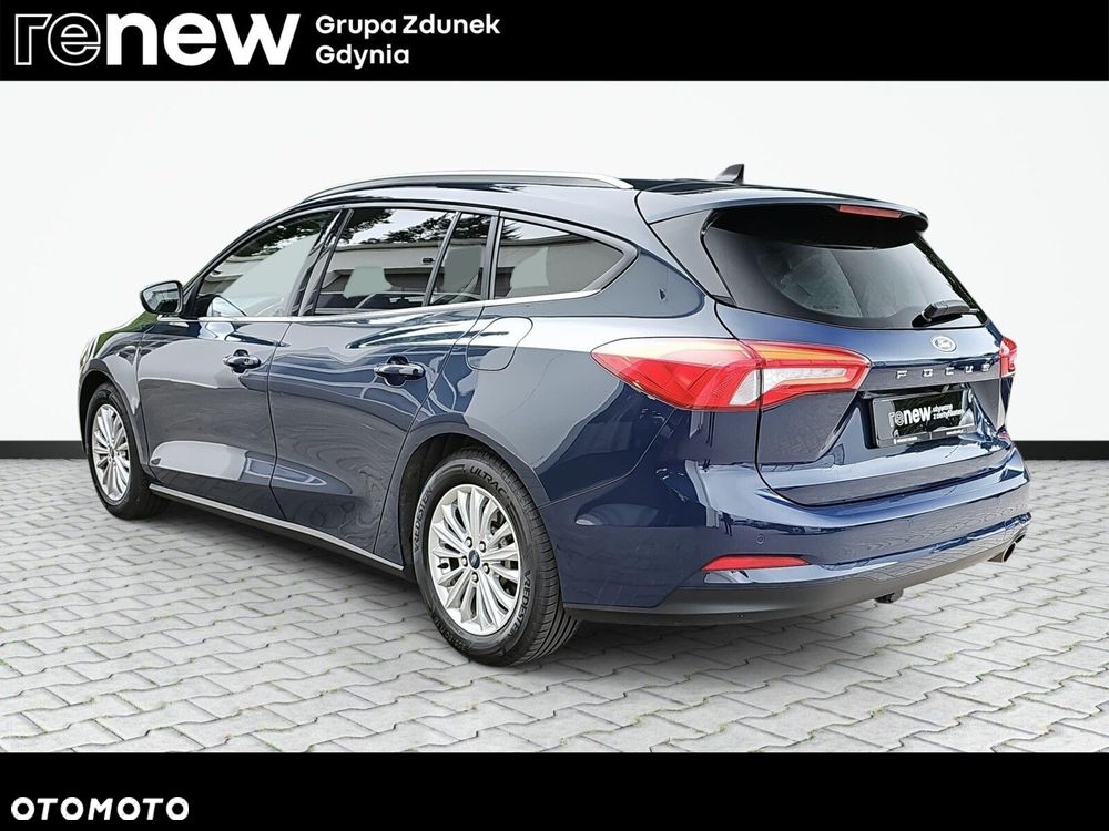 Ford Focus - 8