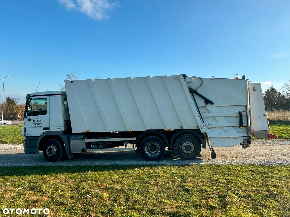 Mercedes-Benz Actros 2532 L 6x2 - 8