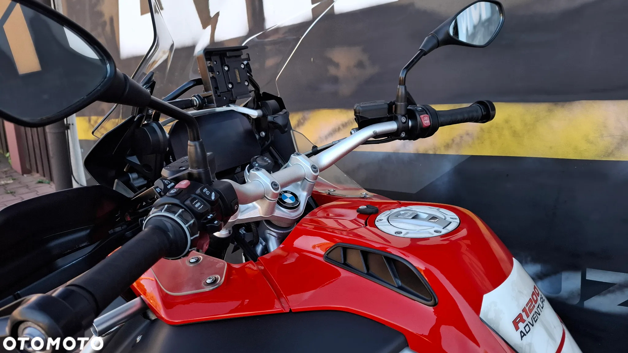 BMW R - 19