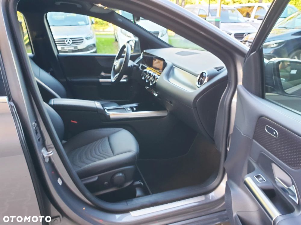 Mercedes-Benz Klasa B 200 d Progressive 8G-DCT - 19