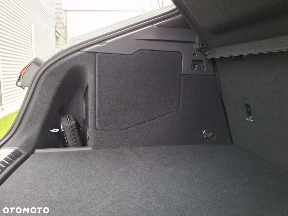 Audi Q3 Sportback - 9