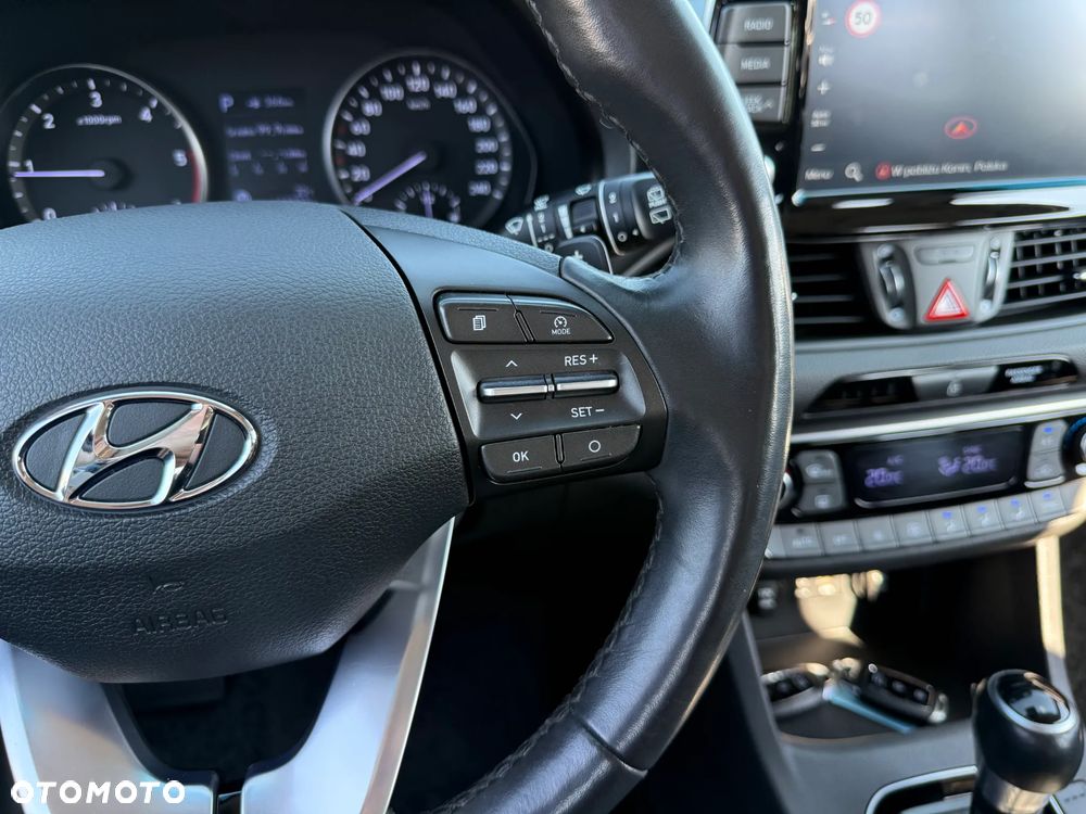 Hyundai i30 1.6 CRDI DCT Intro - 16