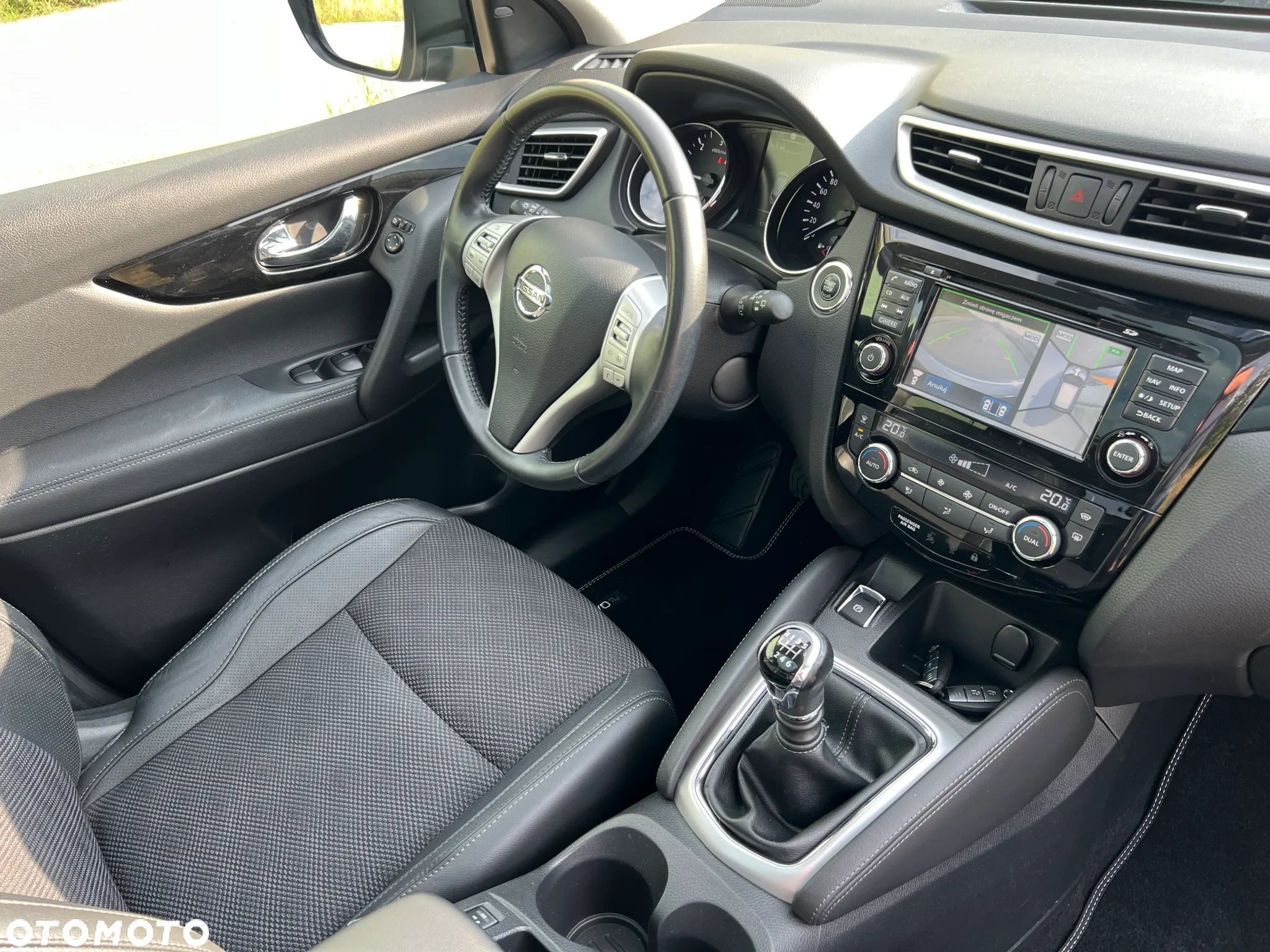 Nissan Qashqai 1.5 dCi Tekna - 25