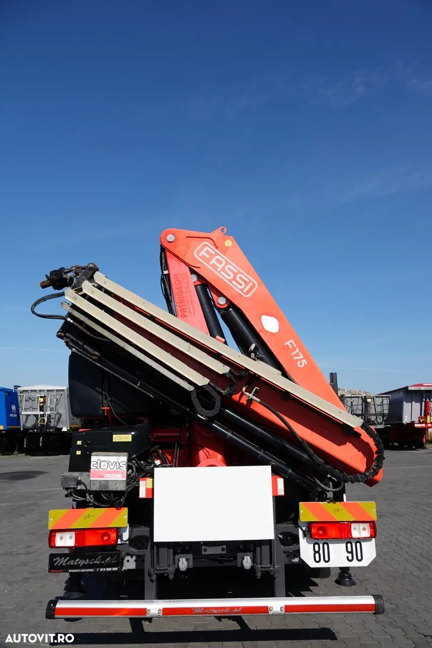 Renault C 380 / 6X4 / TRANSMISIE 6,4 M / + HDS FASSI F175A / CAPACITATE MAX DE RIDARE 7.535 KG / PRELUNGIE 12,3 M / ROTATOR / RADIO COMANDĂ / PNEURI 100% / IMPORTAT - 15