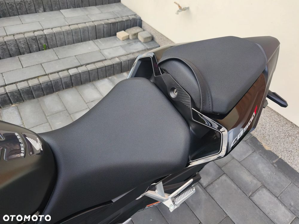 Honda CB - 23