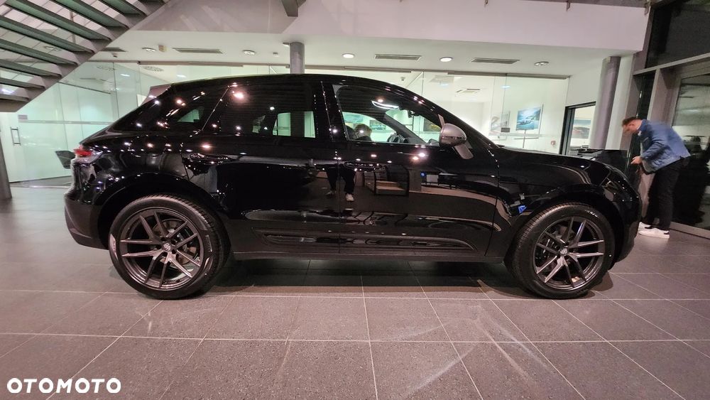 Porsche Macan T - 18