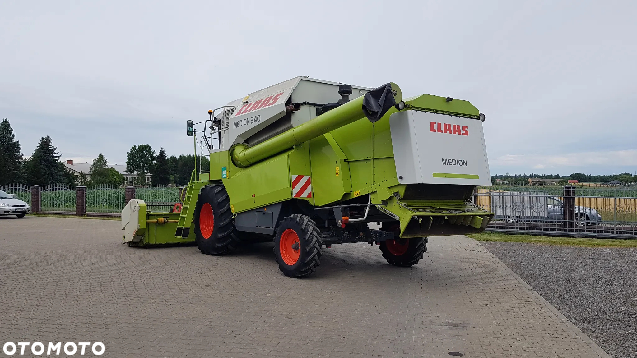 Claas Medion 340 - 15