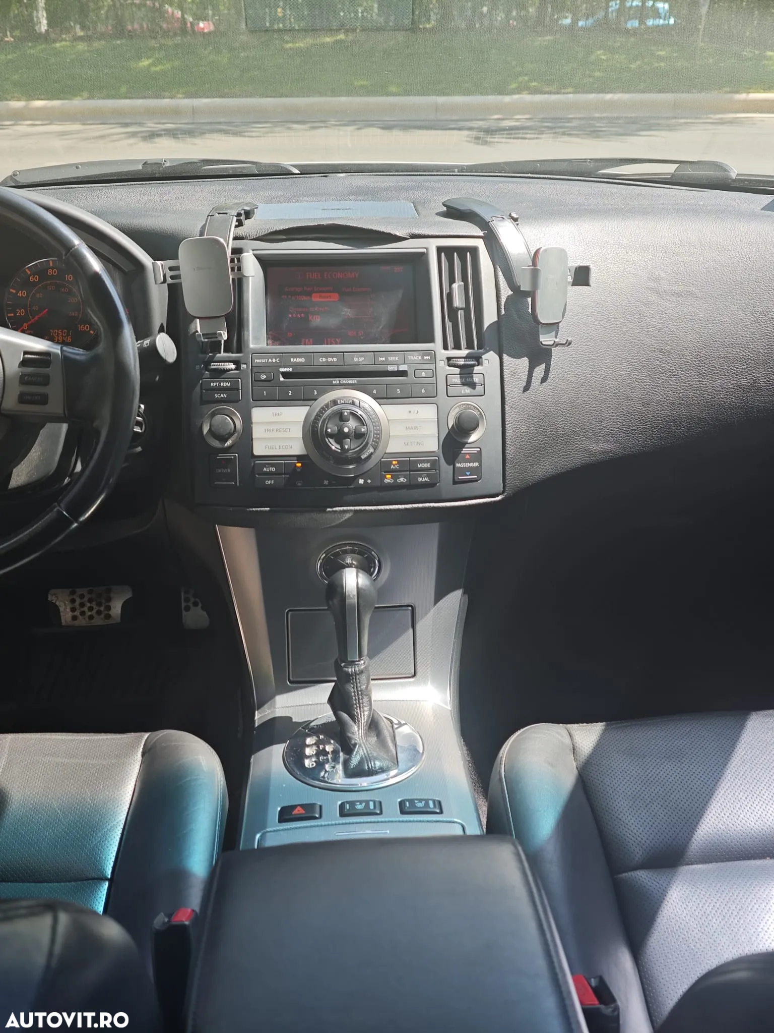 Infiniti FX 35 - 7