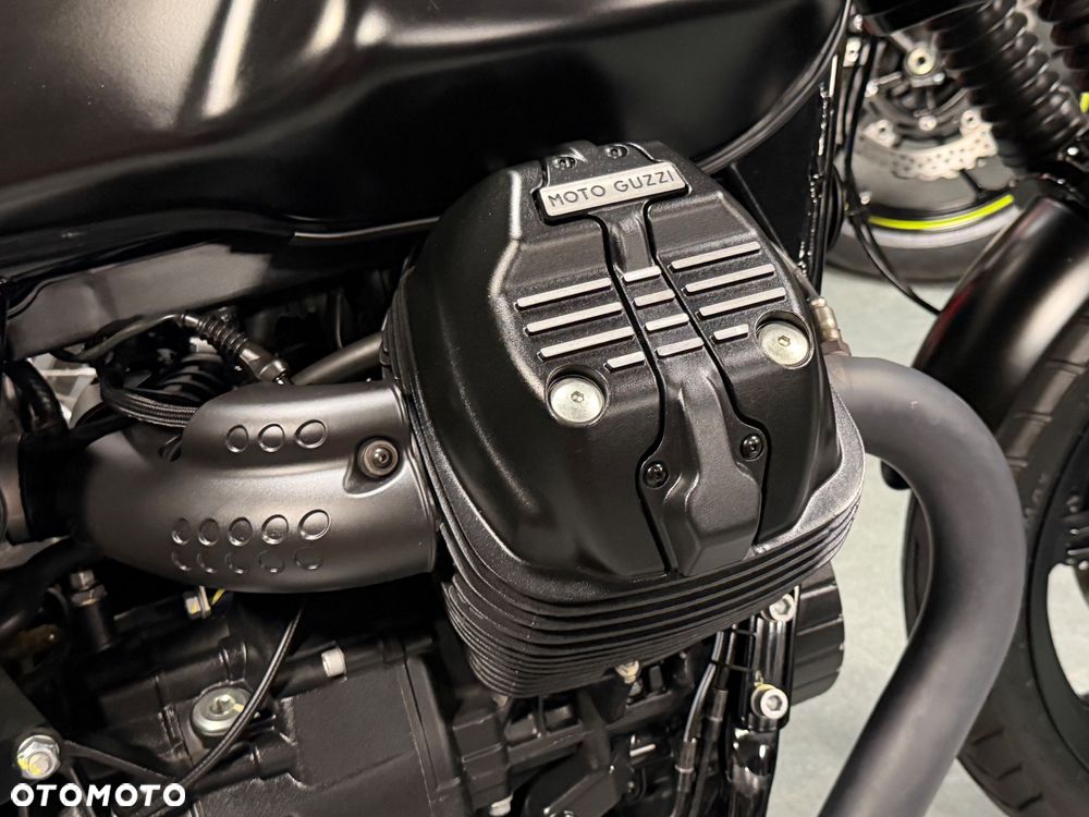 Moto Guzzi V7 - 17