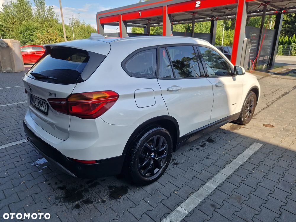 BMW X1 sDrive16d - 6
