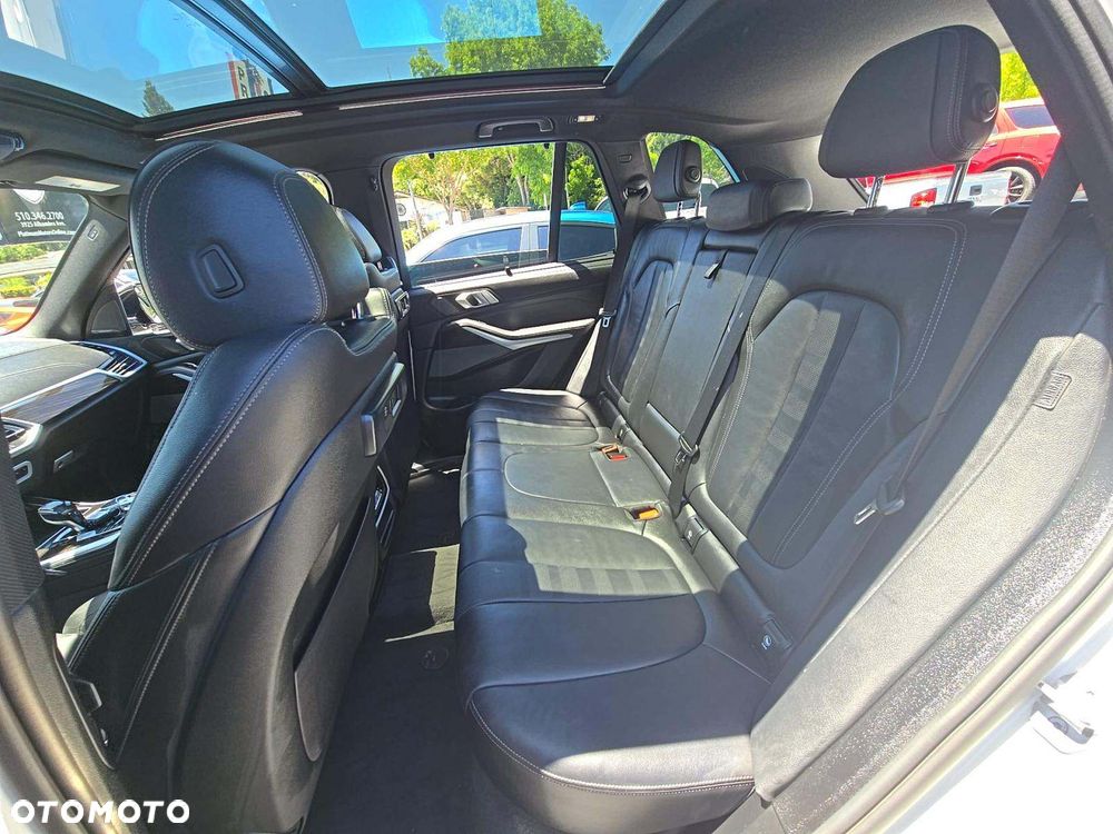 BMW X5 xDrive40i mHEV sport - 9