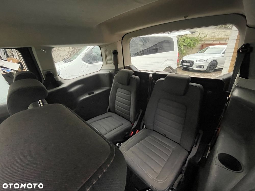 Ford Tourneo Connect 1.5 EcoBlue Titanium - 6