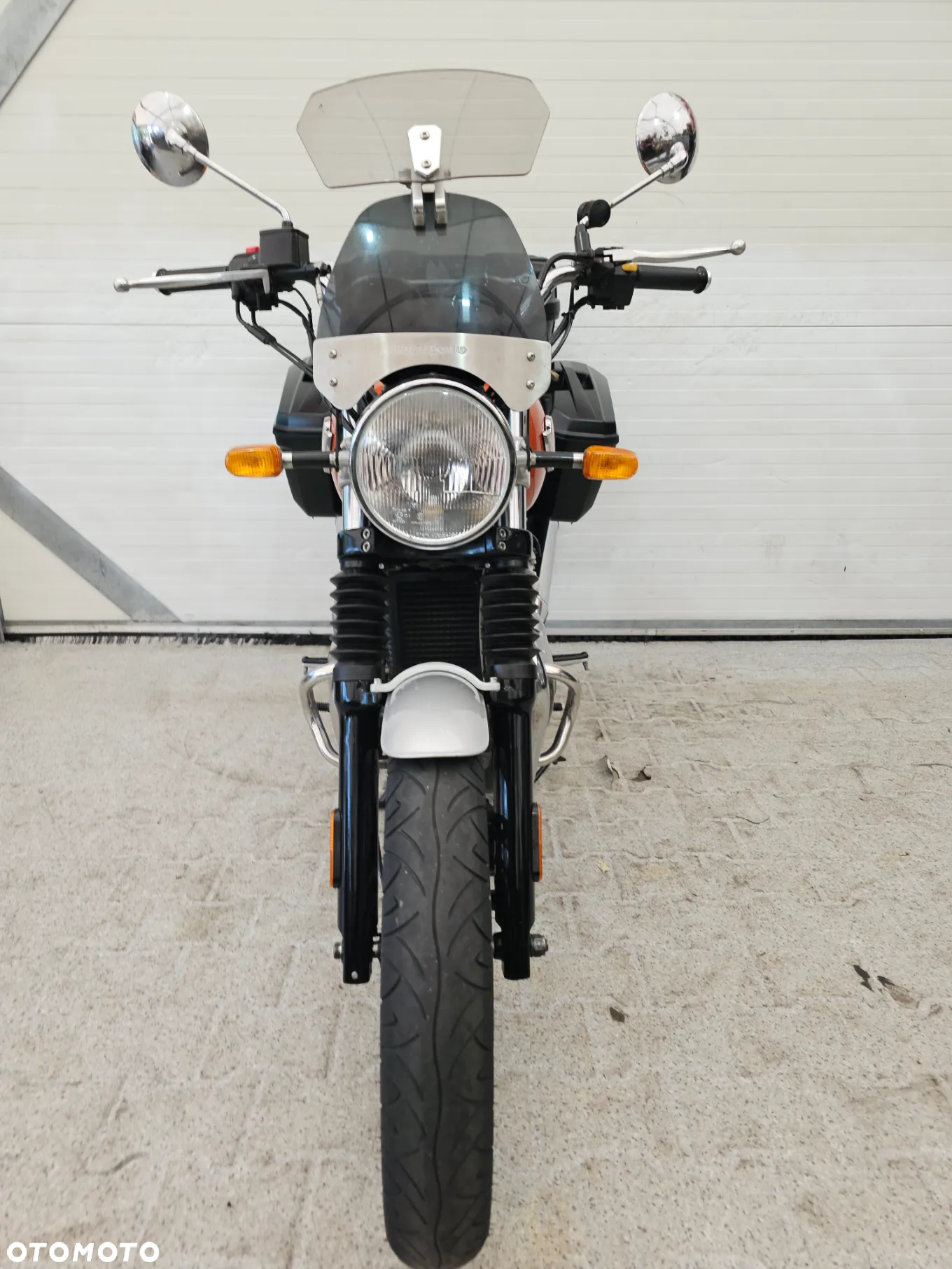 Royal Enfield Continental - 26