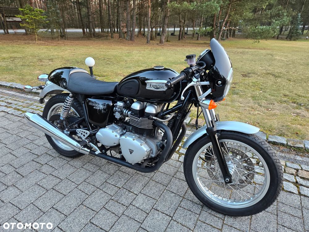 Triumph Thruxton - 12