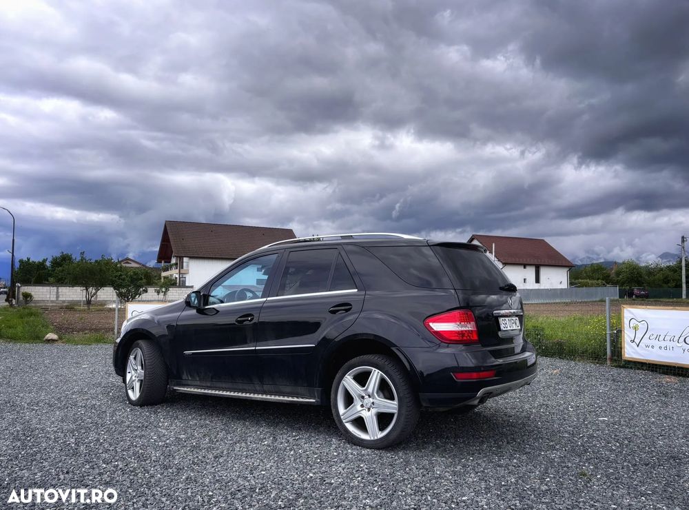 Mercedes-Benz ML - 15