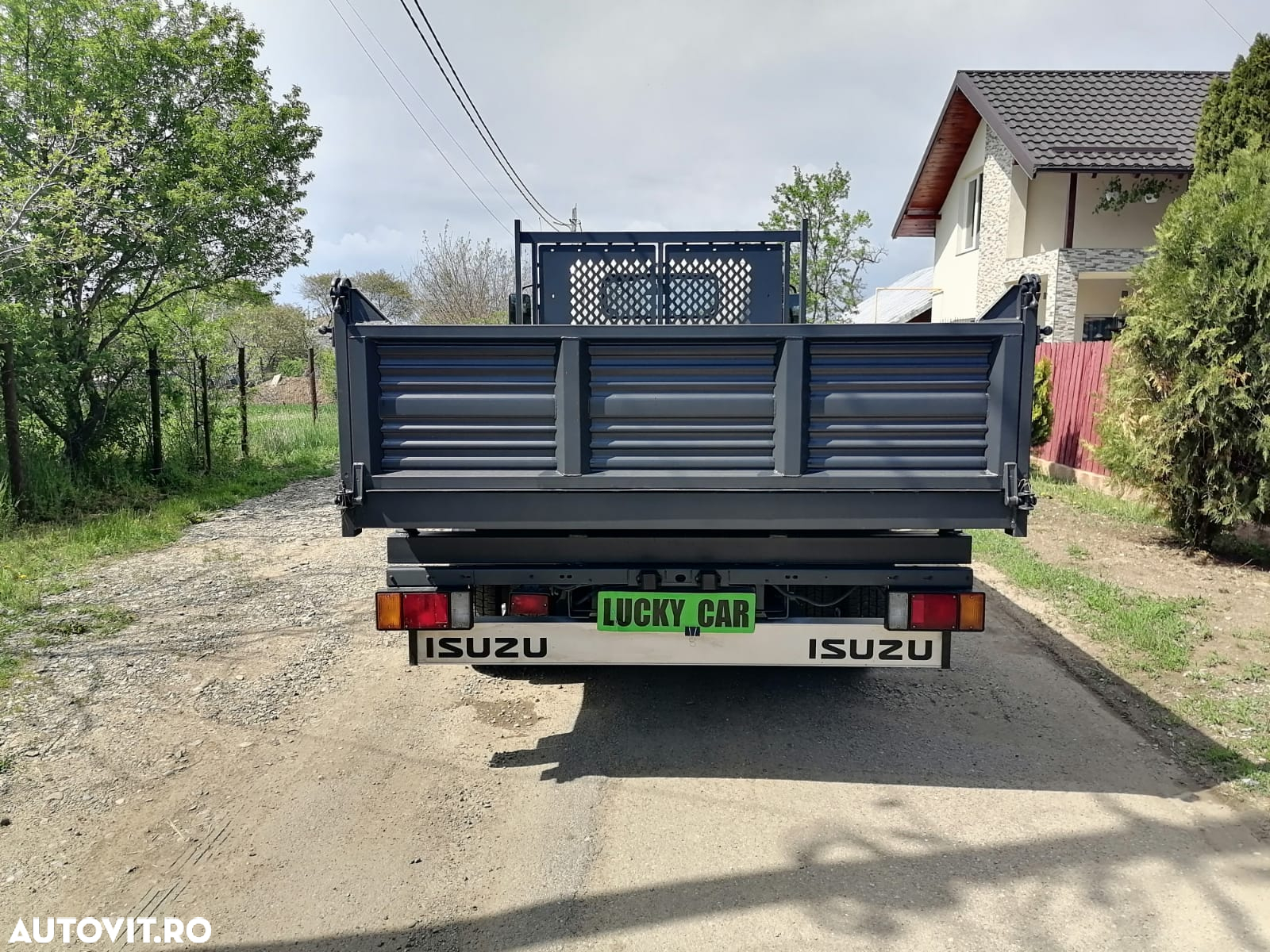 Isuzu Basculabila - 14
